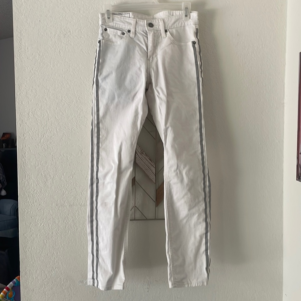 Levi’s 511 white denim